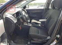 ميتسوبيشي أوتلاندر سبورت